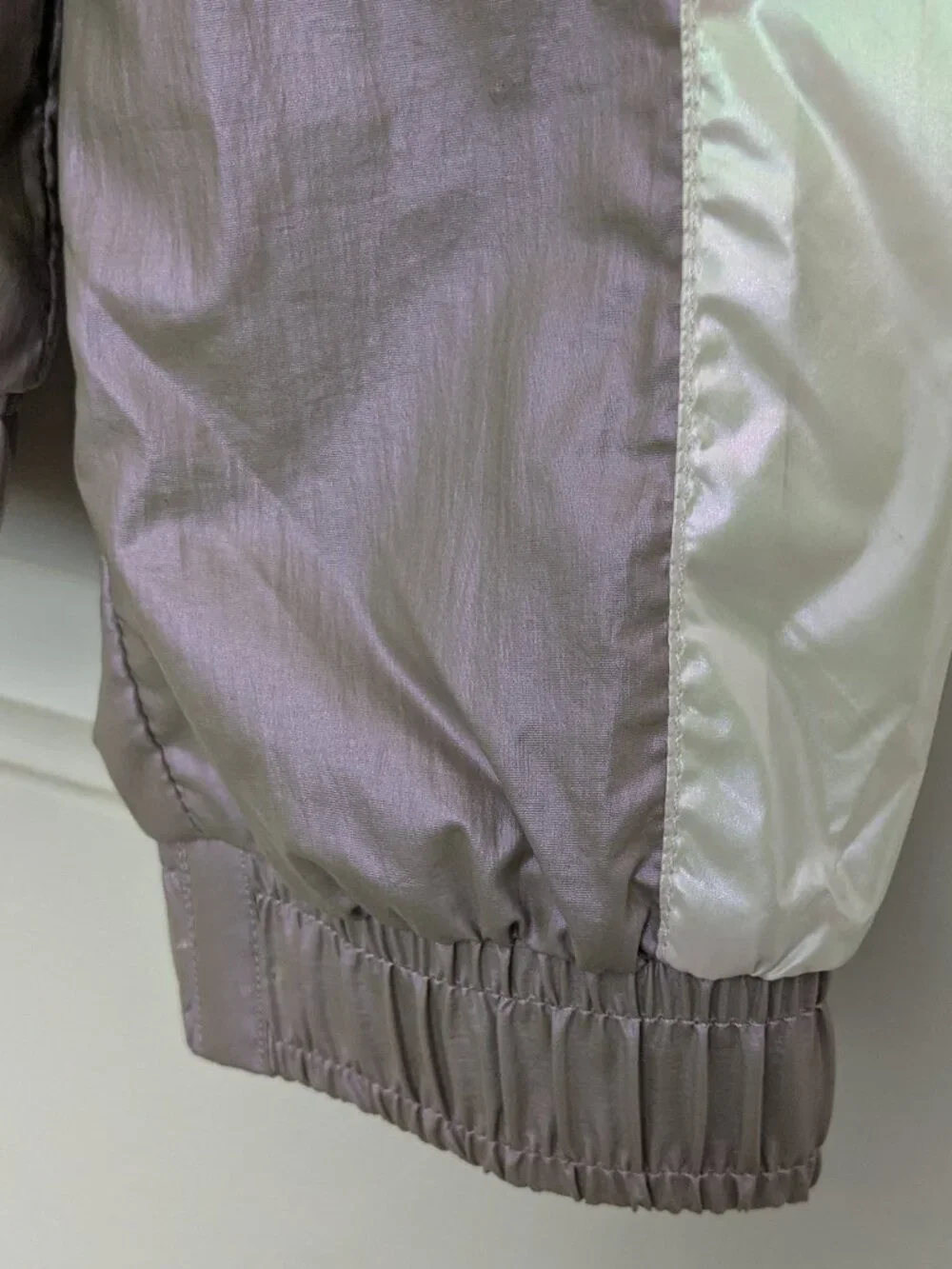 True Religion Lavendar Shine Metallic Windbreaker Jacket Size Small